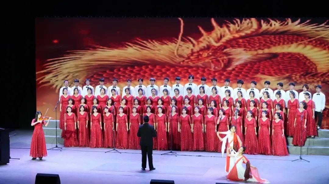 我国自主研发新一代动车组，在陕西上线运行！
