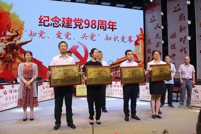求生指南：第三人称